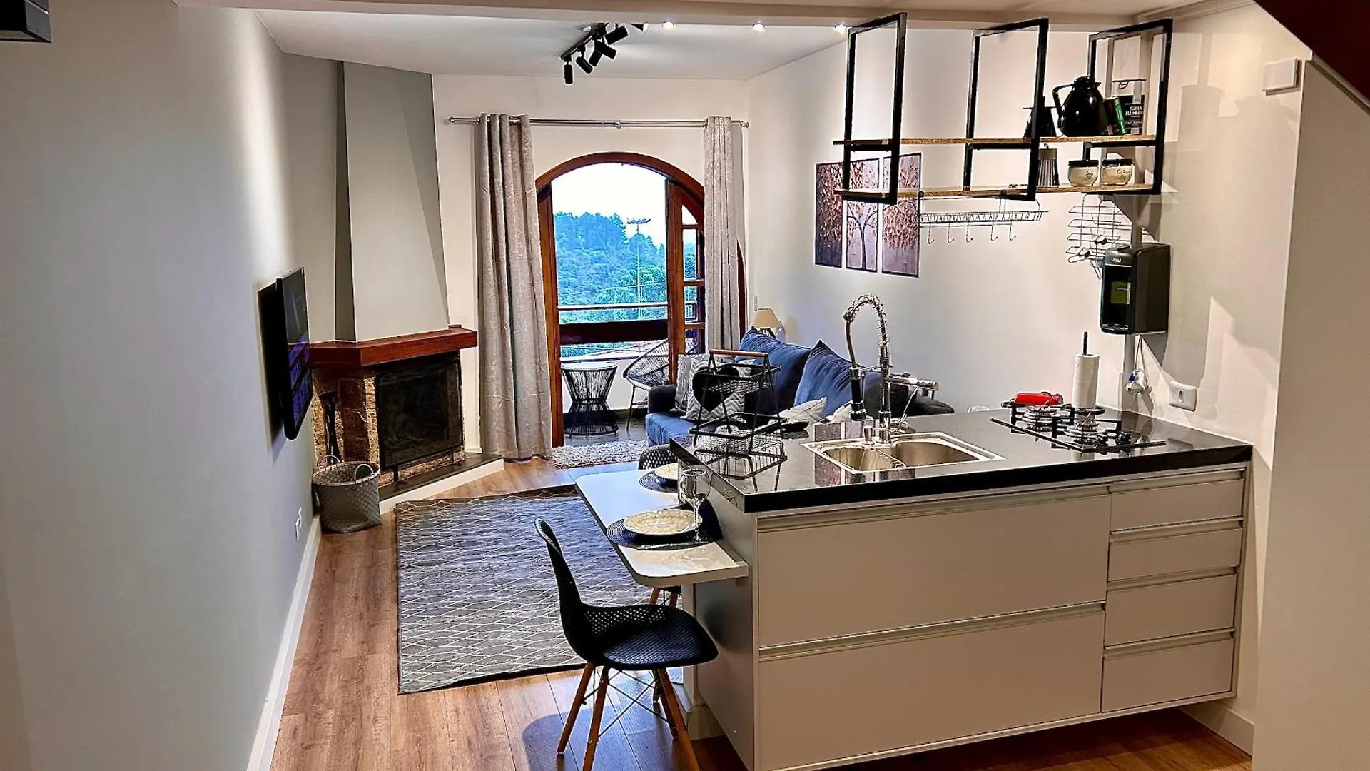 Duplex Luxo Quatre Saisons Mbflats Campos Do Jordao 1公寓式酒店 0*,
