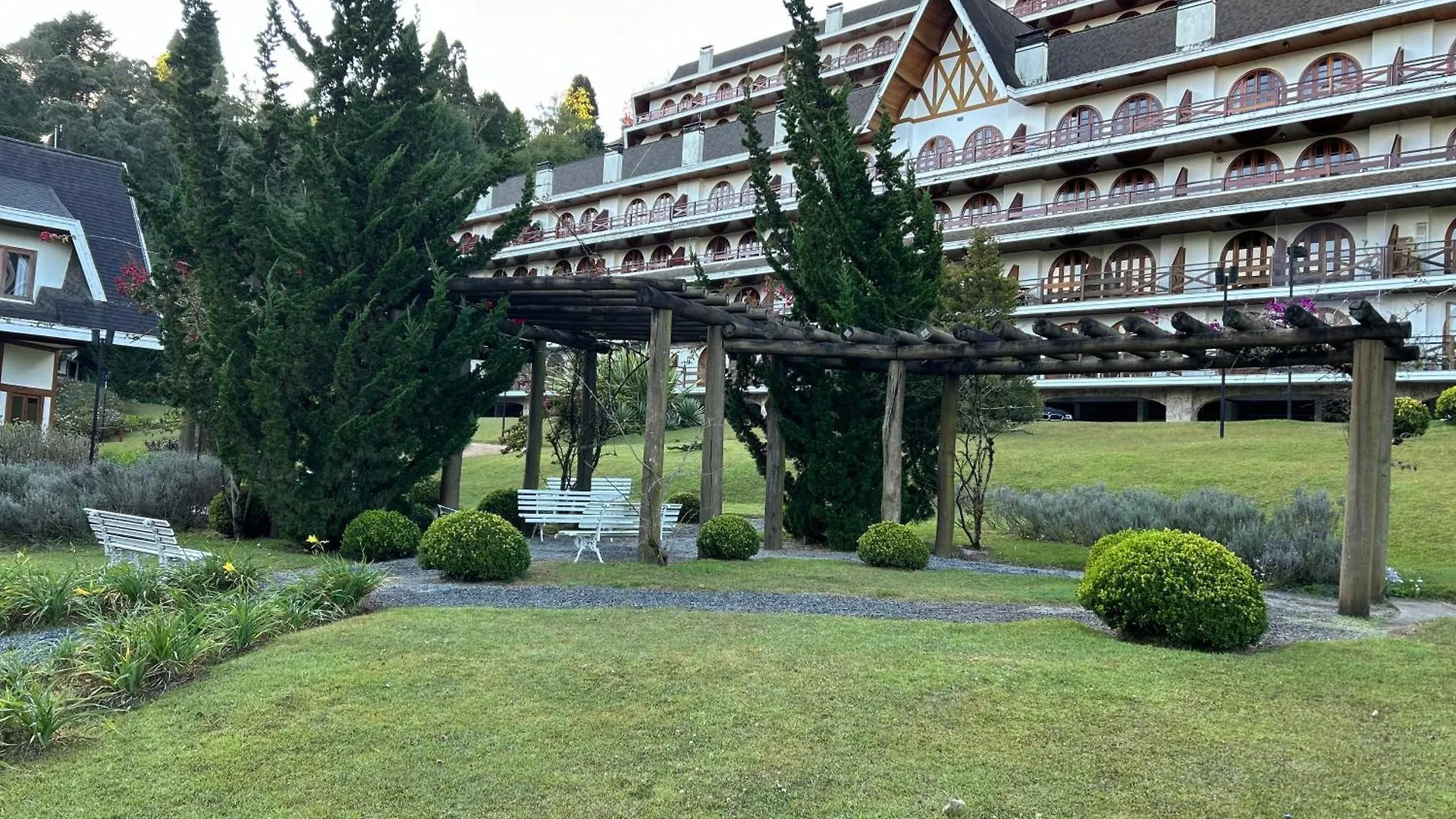 Aparthotel Duplex Luxo Quatre Saisons Mbflats Campos Do Jordao 1