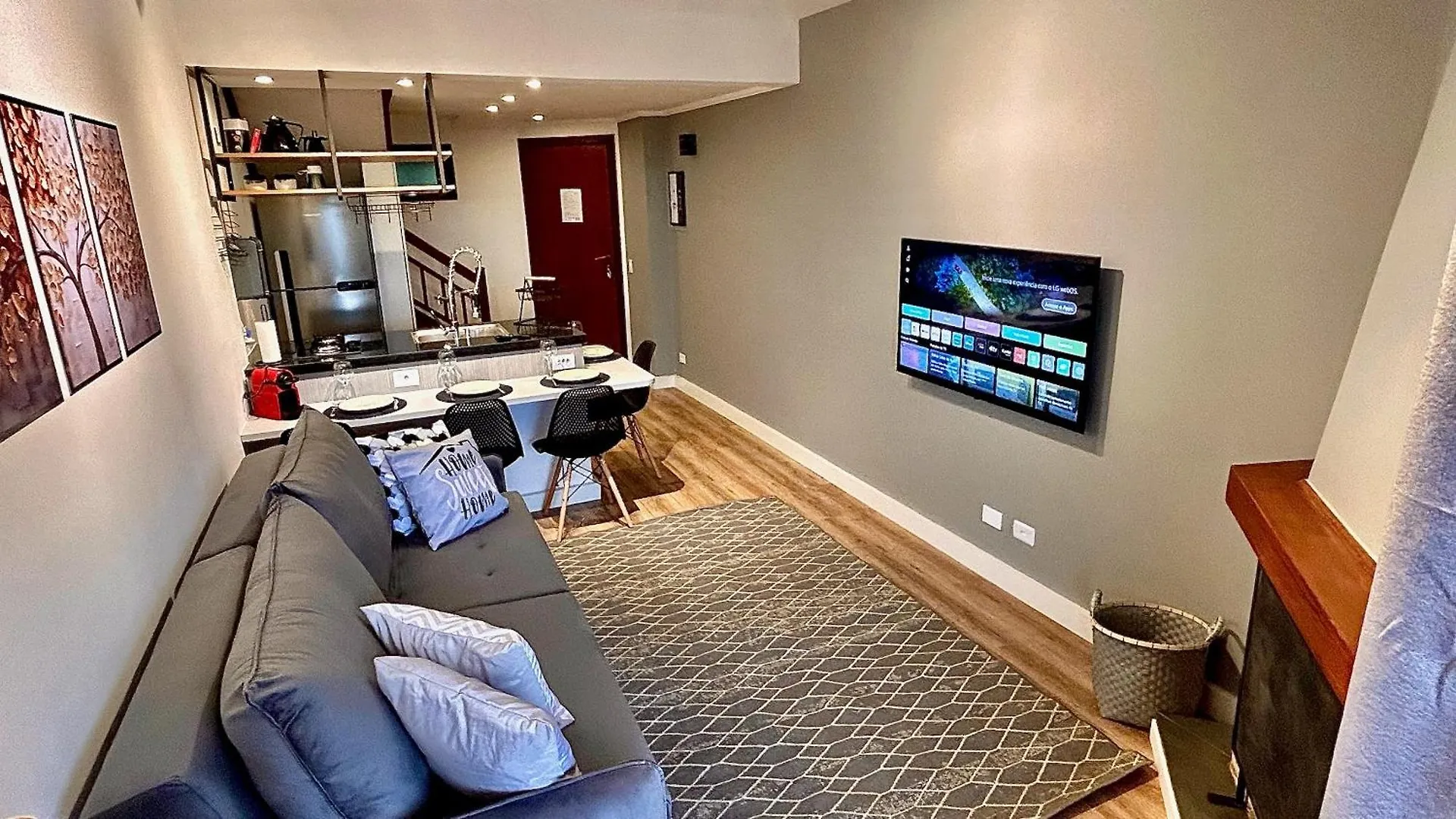 Aparthotel Duplex Luxo Quatre Saisons Mbflats Campos Do Jordao 1 Brasile